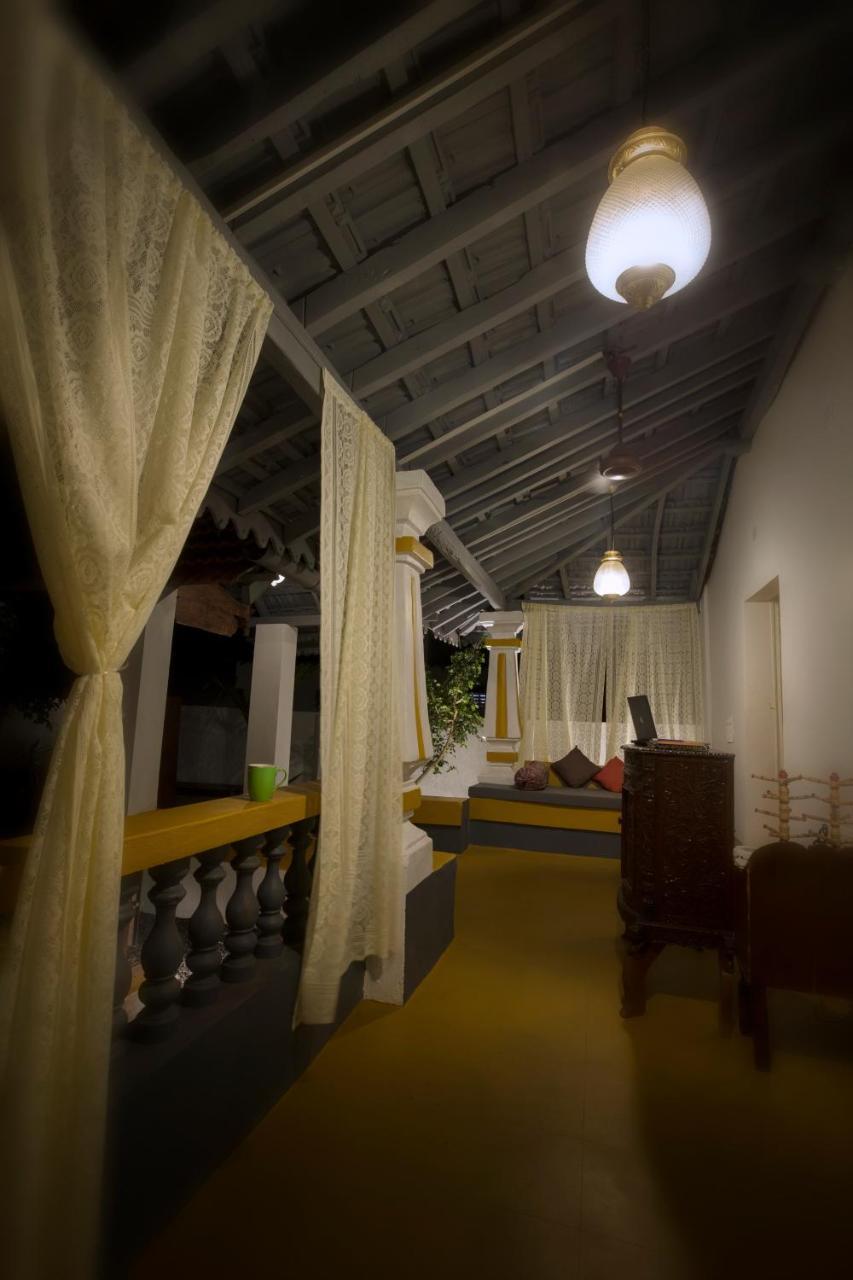 Craft Hostels Anjuna Exteriör bild
